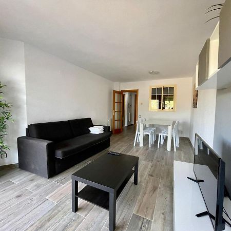 סאלו For A Stay Santillana Plaza מראה חיצוני תמונה