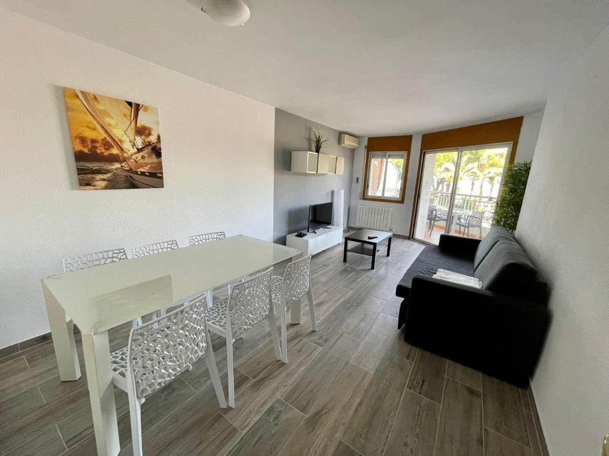 סאלו For A Stay Santillana Plaza מראה חיצוני תמונה